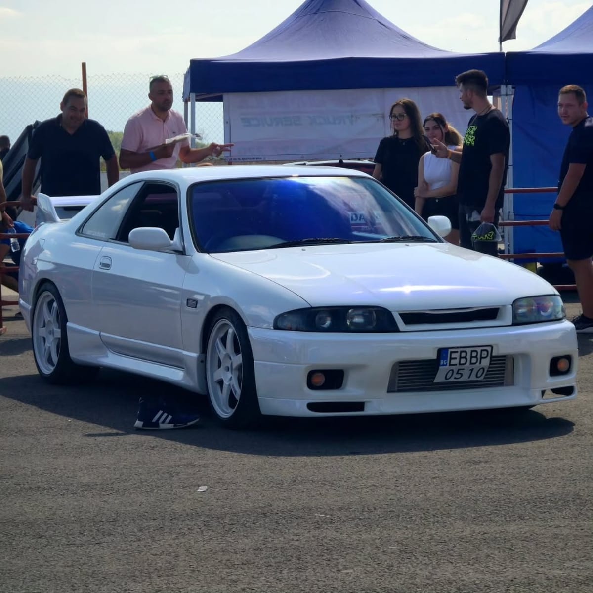 Nissan Skyline  R33