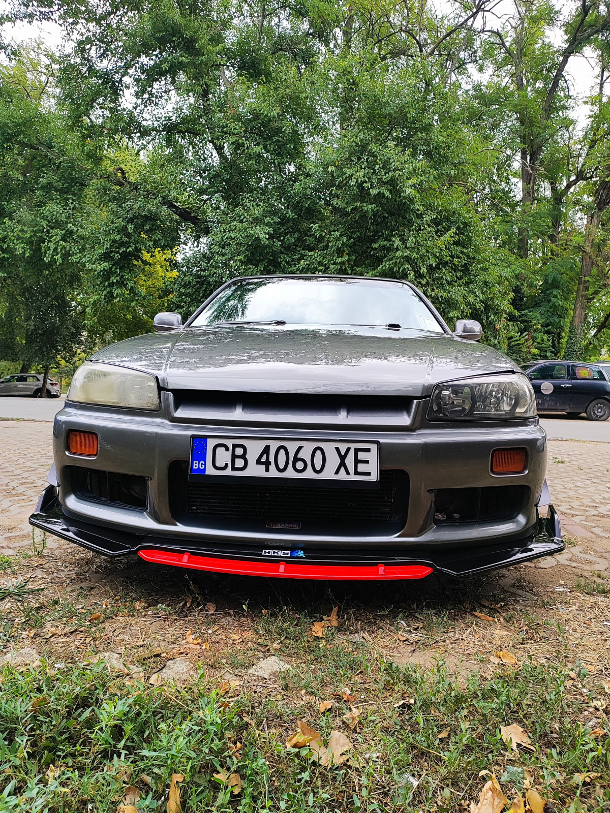Nissan Skyline r34 sedan