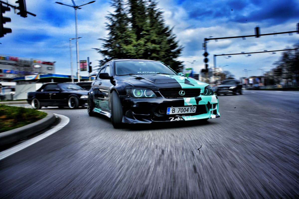 Lexus Is200