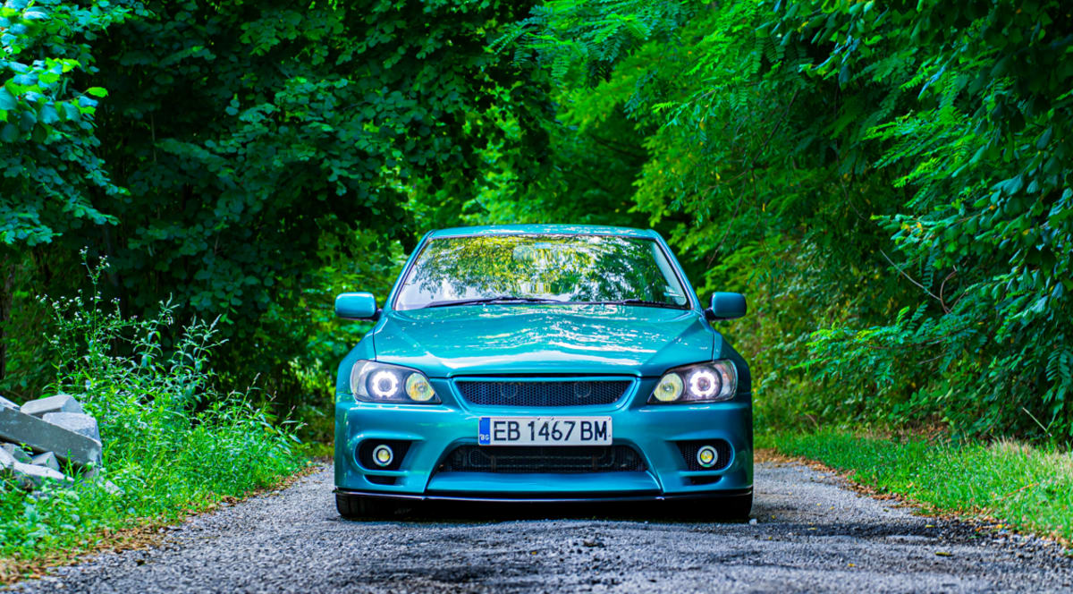 Lexus IS300
