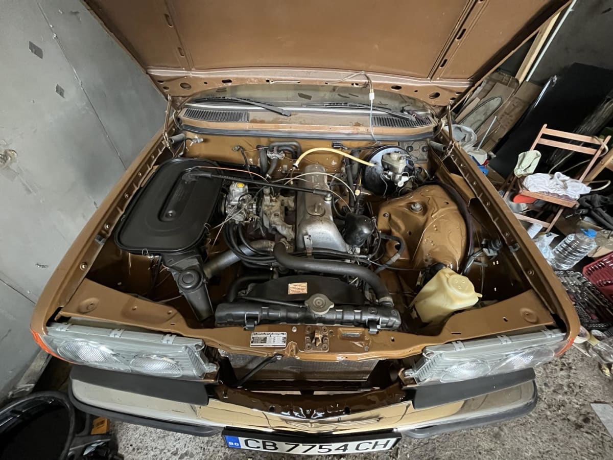 Mercedes-Benz W123